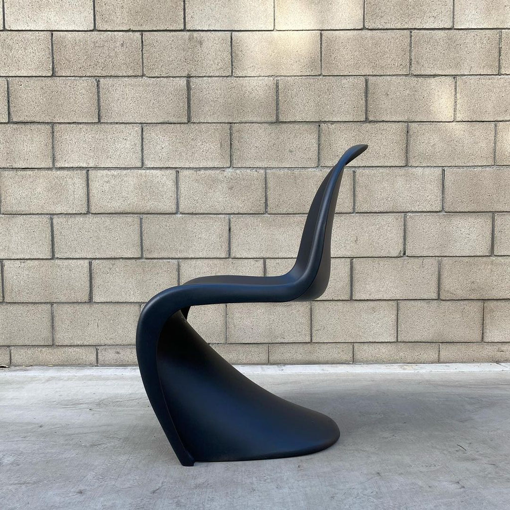 Verner Panton S Chair in black