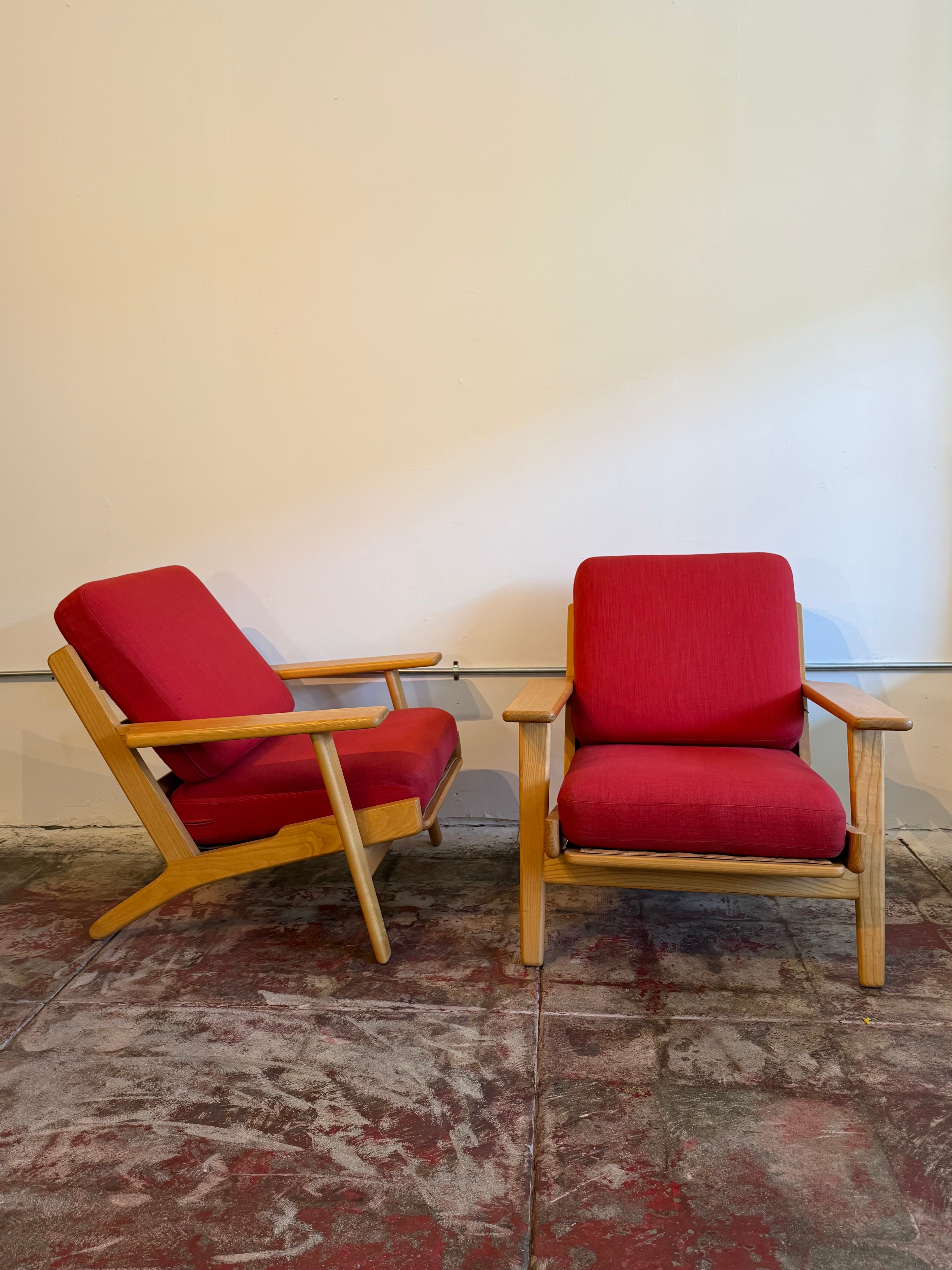 Early 2000’s Hans J Wegner Ge290 Easy Chairs for Getama