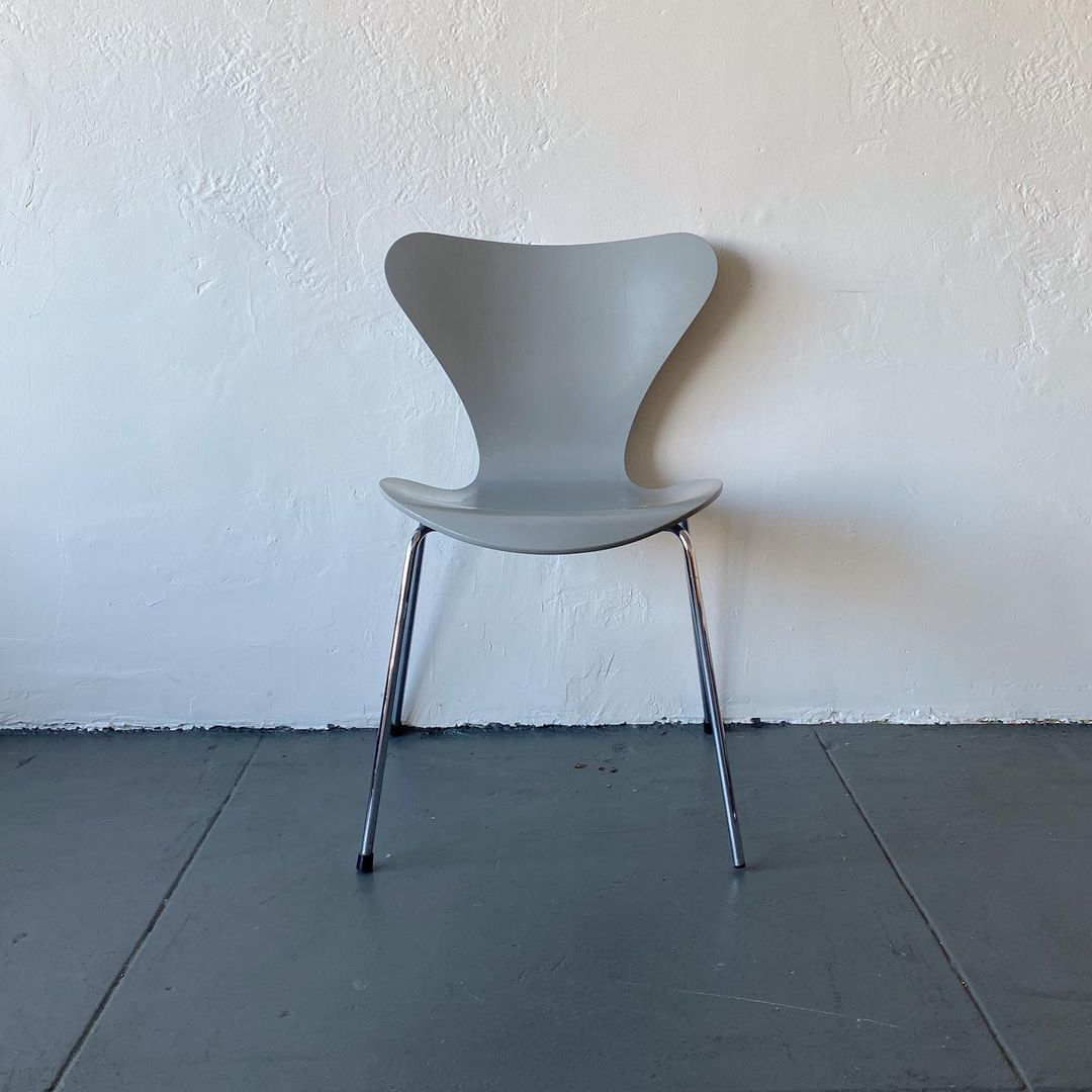 1994 Fritz Hansen Series 7 Chairs by Arne Jacobsen, 1955