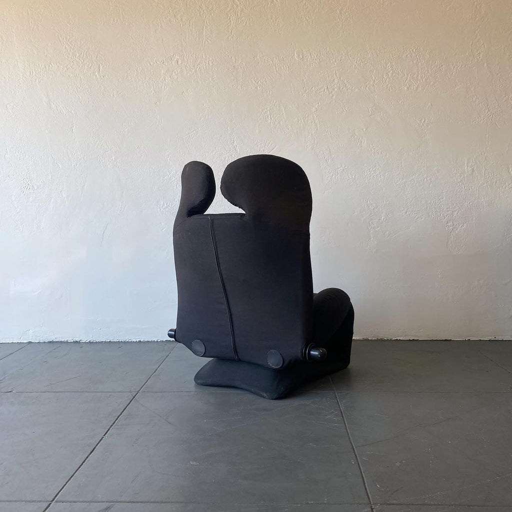 Cassina Wink Lounge Chair by Toshiyuki Kita, 1980