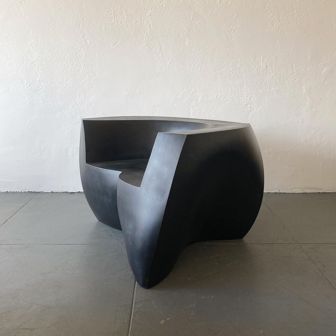 Frank Gehry for Heller Easy Chair & Coffee Table, 2004
