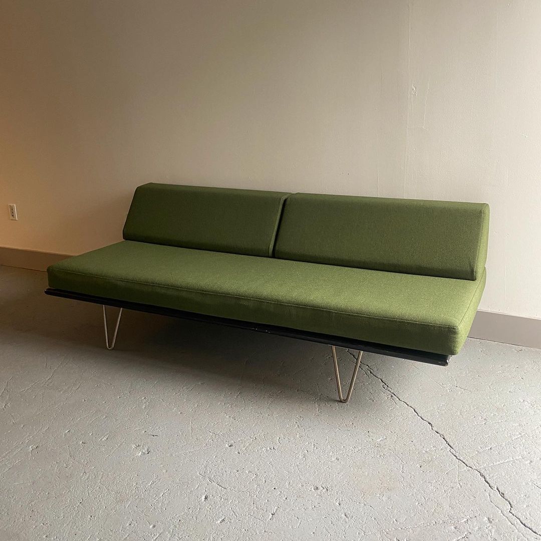 Modernica Case Study V-Leg Daybed