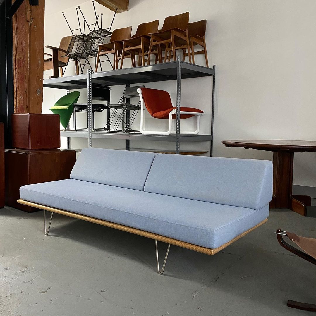 Modernica Case Study Furniture V-Leg Daybed