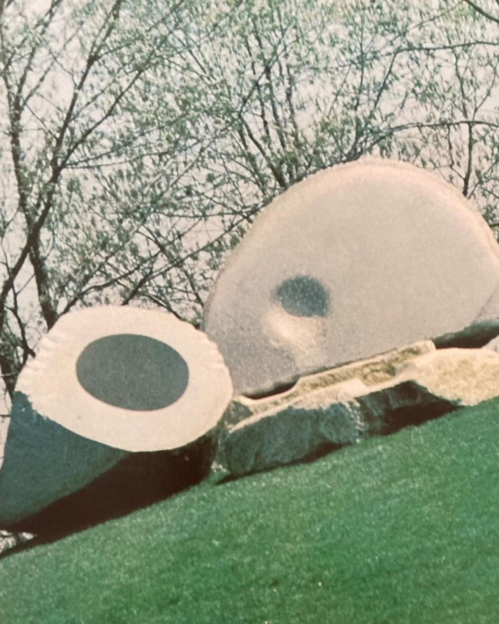 Isamu Noguchi MOMO TARO Storm King Art Center, 1978