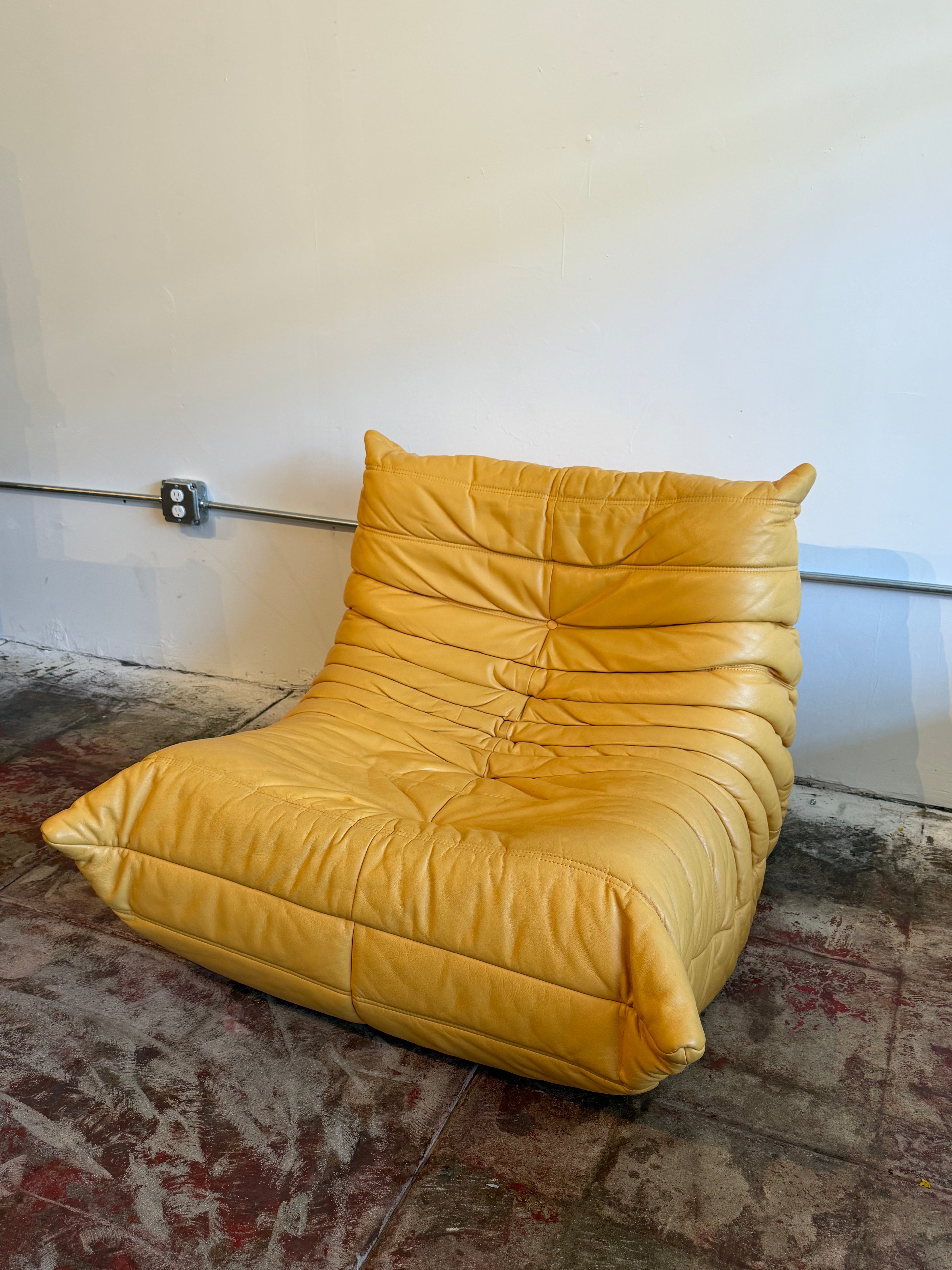 Ligne Roset Togo - yellow DRAFT