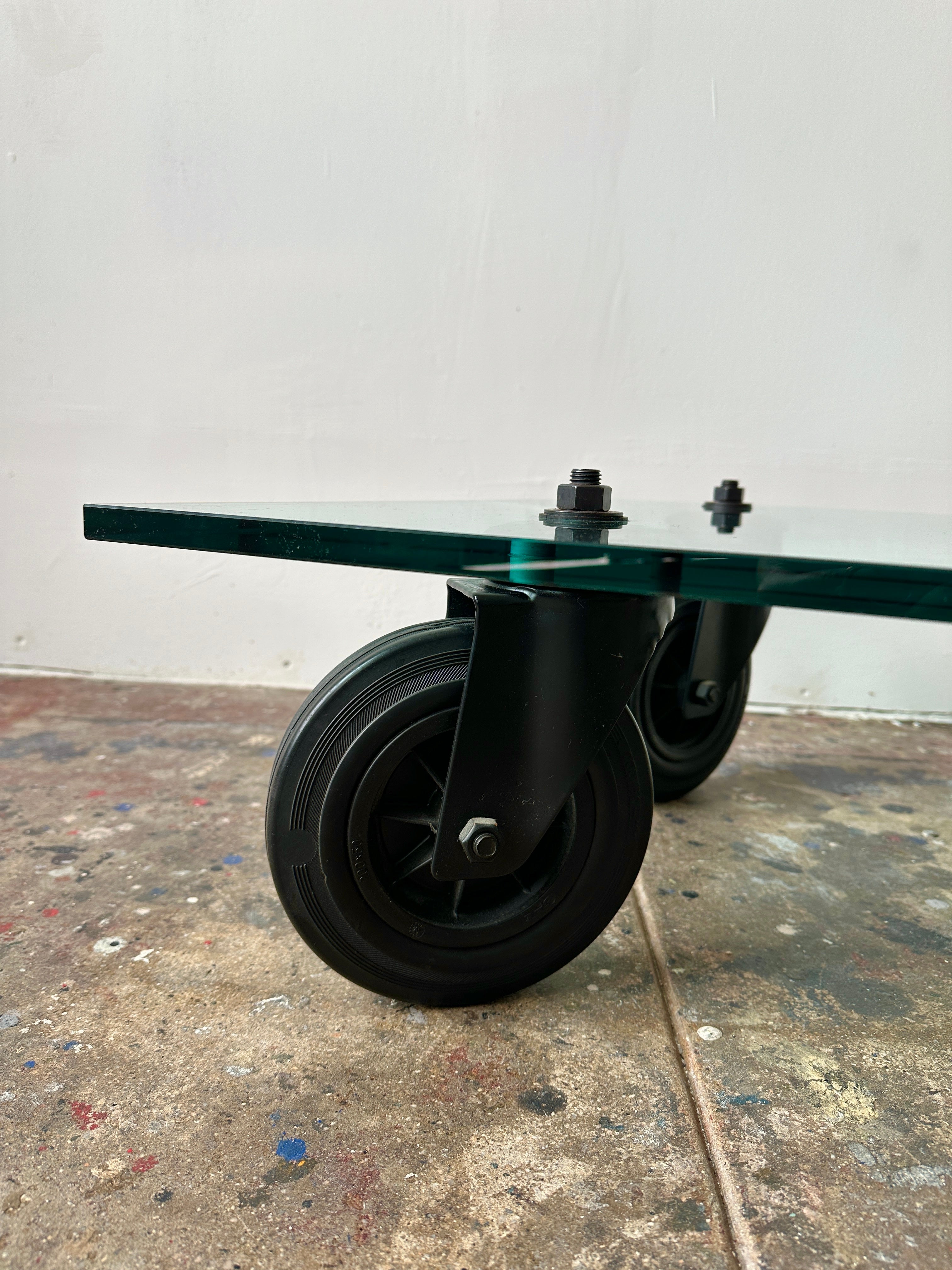 1980s Gae Aulenti Tavolo Con Ruote Coffee Table for Fontana Arte, Medium