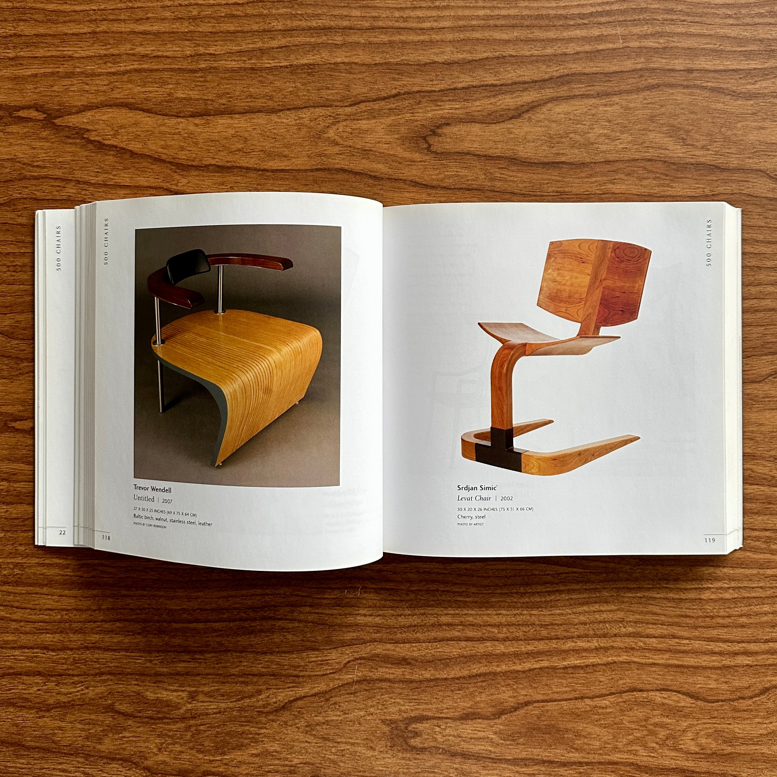 500 Chairs Celebrating Traditional & Innovative Designs, Lark Books, 2008