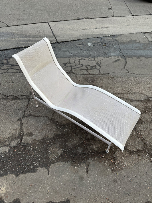 Richard Schultz 1966 Collection Contour Chaise