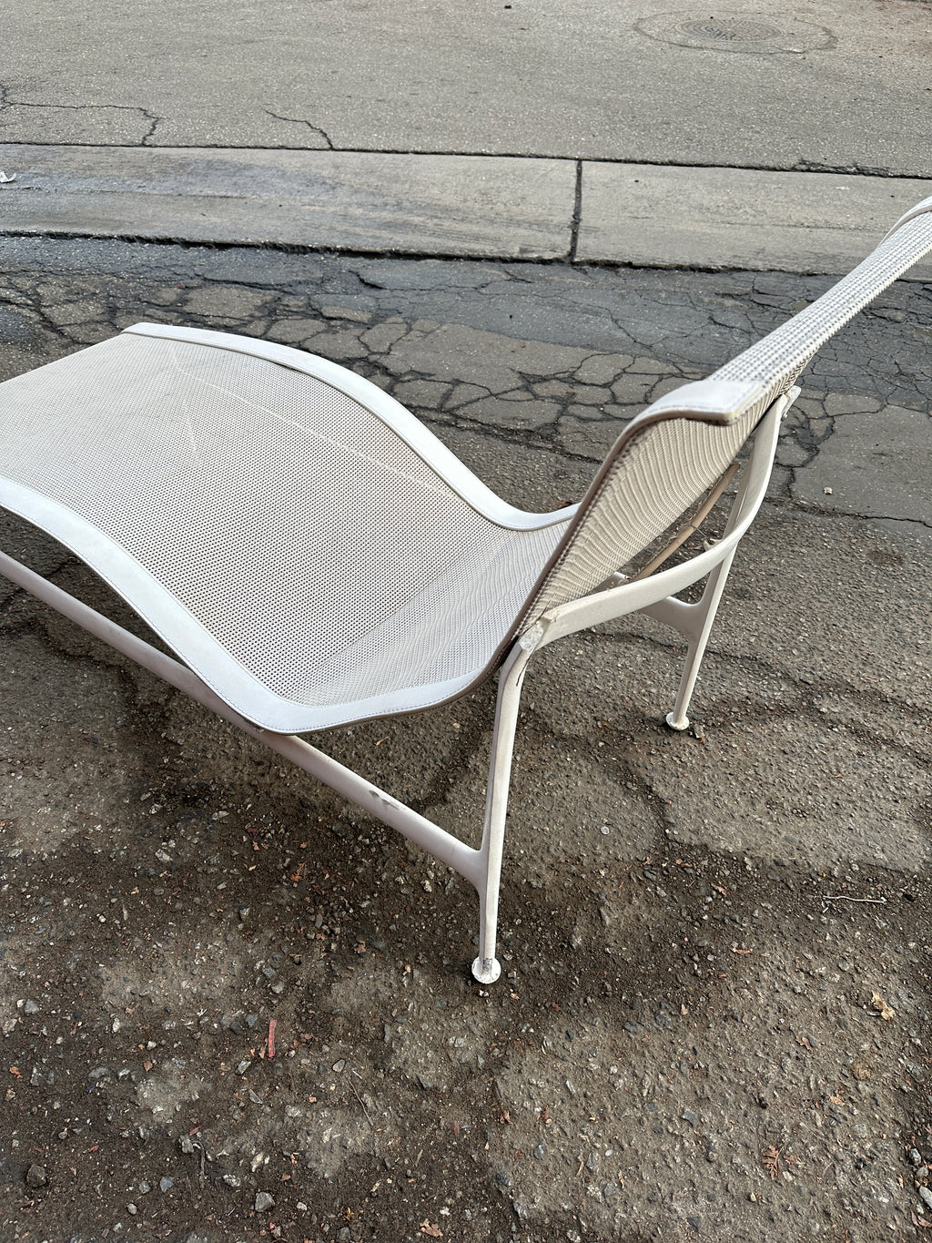Richard Schultz 1966 Collection Contour Chaise