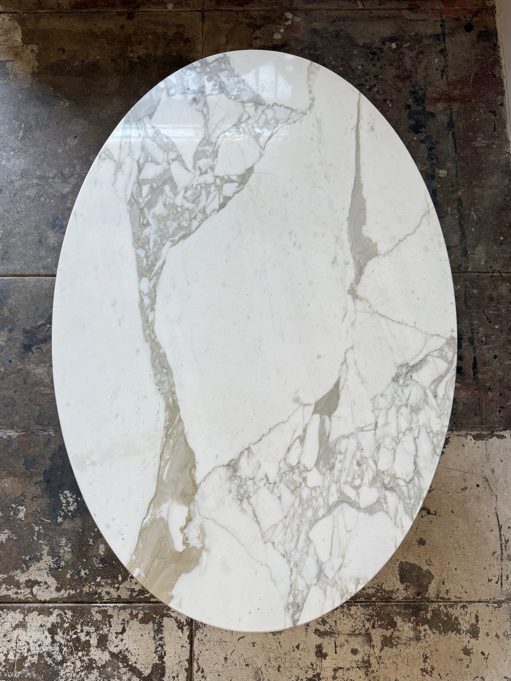 1950s Eero Saarinen Oval Marble Coffee Table for Knoll