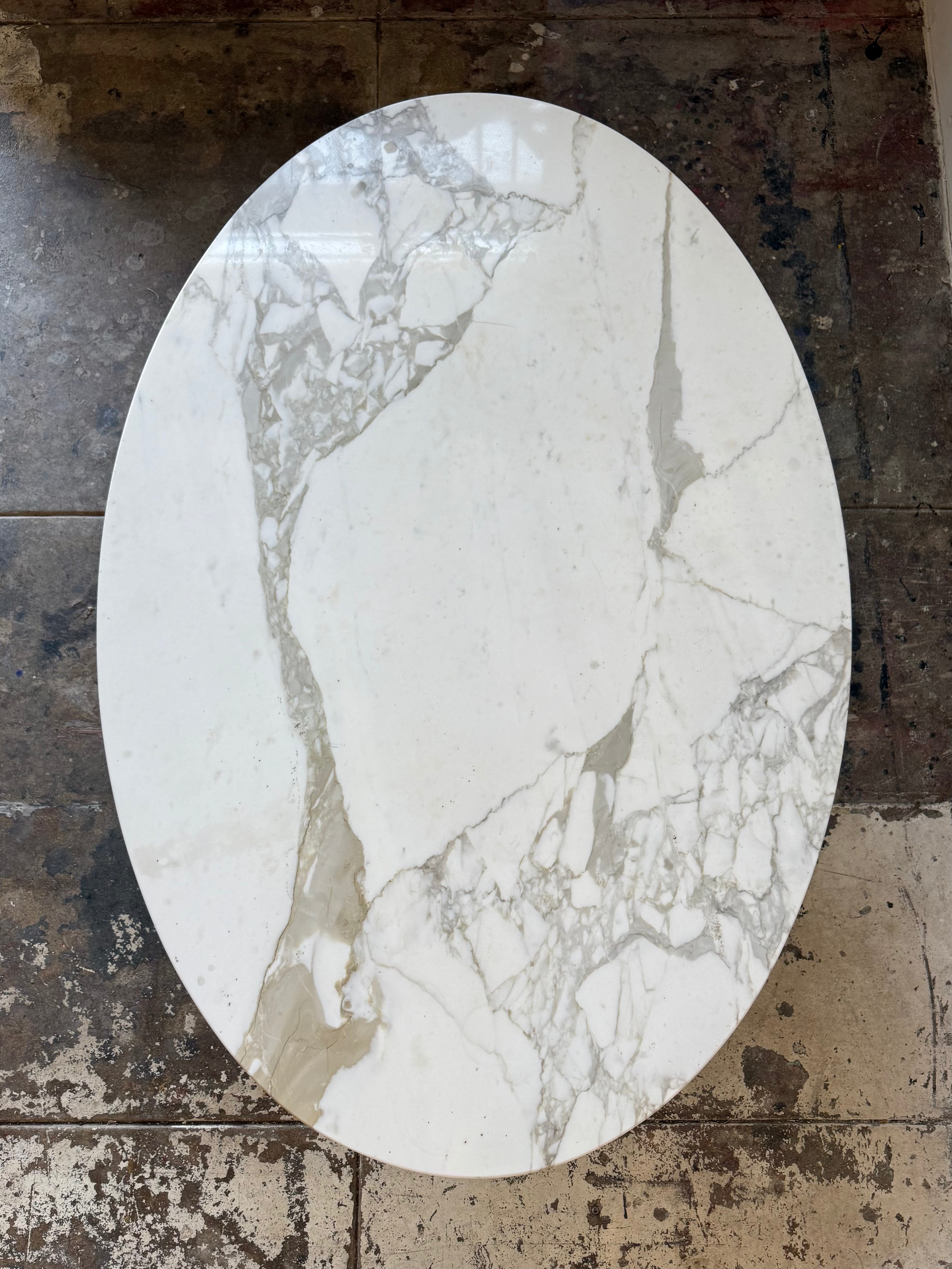 1950s Eero Saarinen Oval Marble Coffee Table for Knoll
