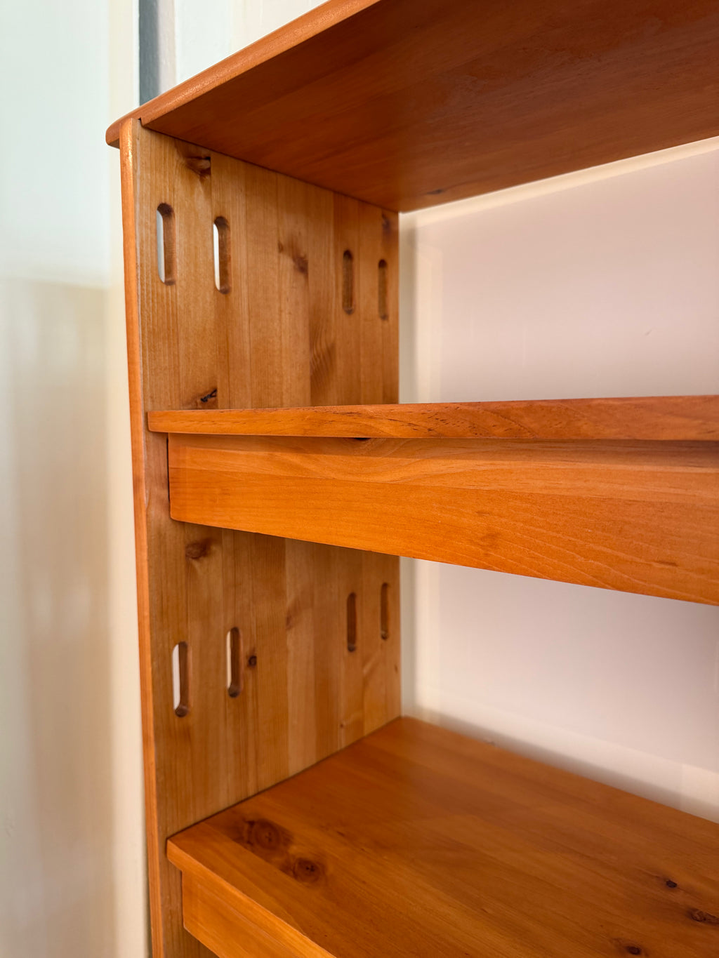 1970s Swedish Functionalist Modular Pine Shelving Unit with Wedge Joinery